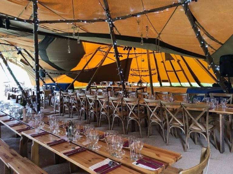 Table and Chair Hire Reading, Berkshire County Marquees